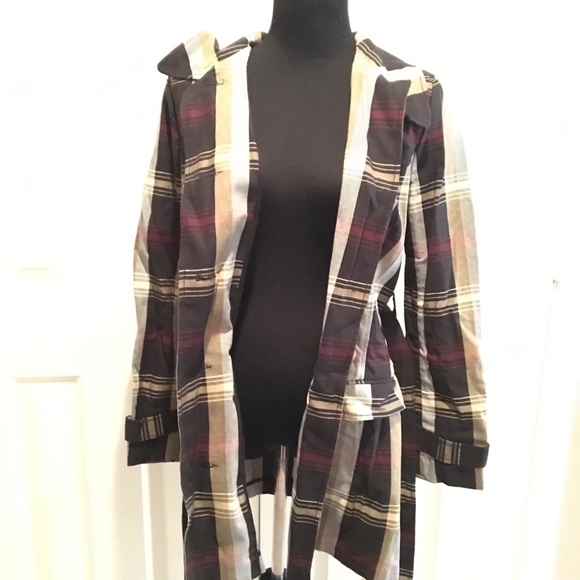 Tommy Hilfiger trench coat - Picture 2 of 2